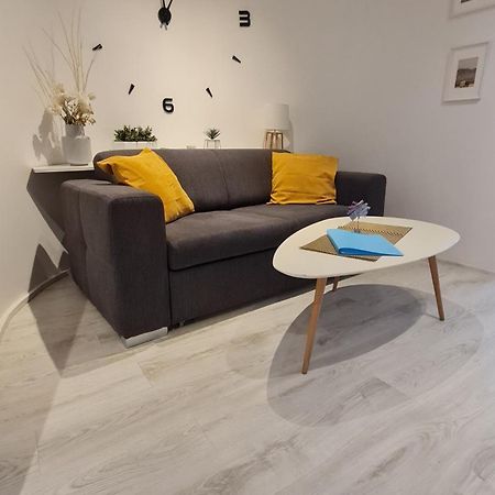 Apartment Near Congress Centre I. Prag Exterior foto