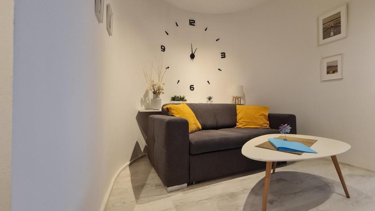 Apartment Near Congress Centre I. Prag Exterior foto