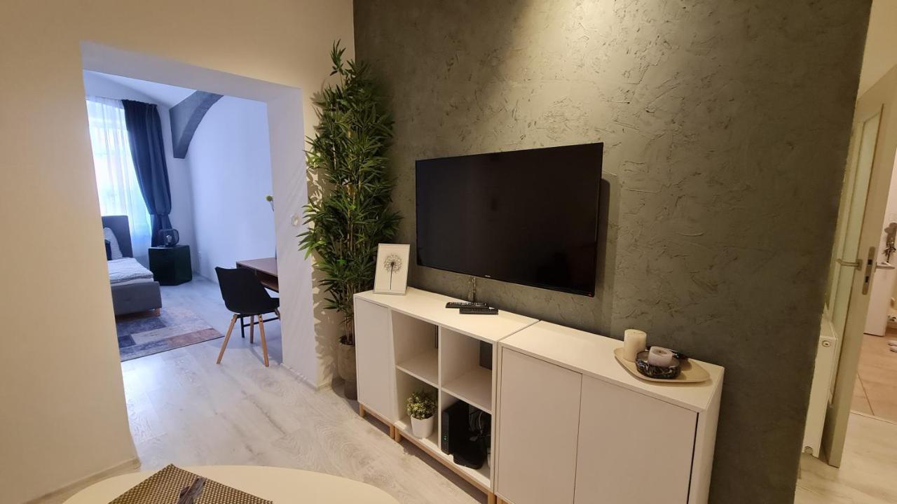 Apartment Near Congress Centre I. Prag Exterior foto